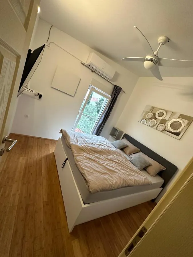 Holiday House Ina*** Barbat na Rabu 0*,