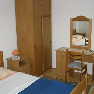 Apartman Kesic, Barbat na Rabu